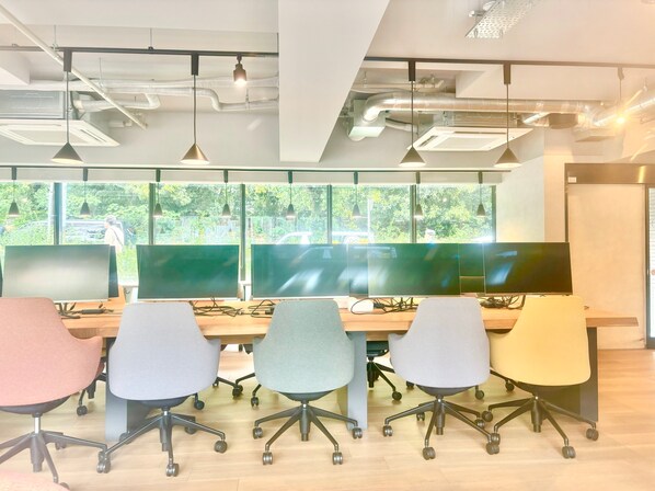 ザ・パークハビオSOHO代々木公園の物件内観写真